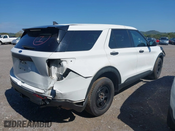 2021 Ford Police Interceptor Utility z VIN 1FM5K8AB0MGB04298, wystawiony jako IAAI lot #40204106 z przebiegiem 74 293 mil mil oraz . Historia ofert i sprzedaży dostępna na DreamBid. Obrazek 4.