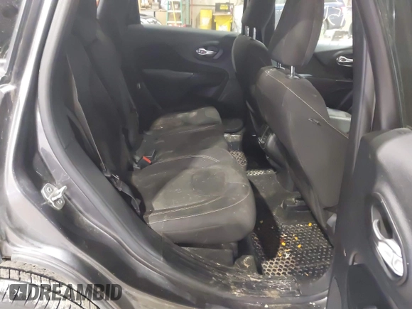 2016 Jeep Cherokee Latitude with VIN 1C4PJLCSXGW137190, listed as a IAAI auction lot 41563823 with 159,586 mi miles. Bid and sale history available at carsss.com. Image 8.