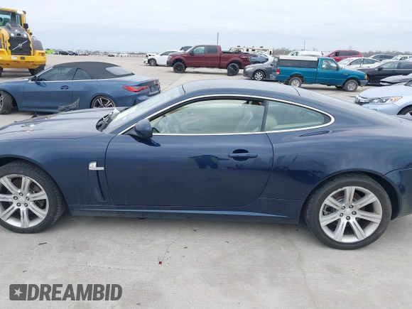2007 Jaguar XK with VIN SAJWA43B175B06969, listed as a IAAI auction lot 41375169 with 1 mi miles. Bid and sale history available at carsss.com. Image 14.