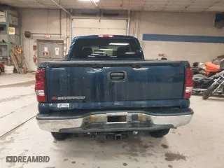 2007 Chevrolet Silverado 1500 Classic LT3 with VIN 2GCEK19B371109903, listed as a IAAI auction lot 41194860 with 184,284 mi miles. Bid and sale history available at carsss.com. Image 15.