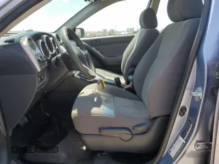 2007 Toyota Matrix STD z VIN 2T1KR32E67C673464, wystawiony jako Copart lot #56205675 z przebiegiem 266 823 mil mil oraz Szkoda całkowita • Salvage title. Historia ofert i sprzedaży dostępna na DreamBid. Obrazek 7.