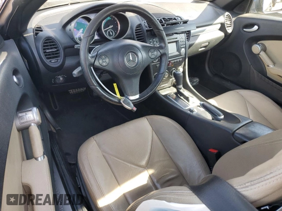 2009 Mercedes-Benz SLK-Class 3.0L with VIN WDBWK54F89F190333, listed as a Copart auction lot 47144815 with 93,222 mi miles and Salvage Title. Bid and sale history available at carsss.com. Image 8.
