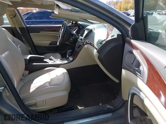 2017 Buick Regal Sport Touring with VIN 2G4GL5EX1H9144968, listed as a IAAI auction lot 40597733 with 152,527 mi miles. Bid and sale history available at carsss.com. Image 5.