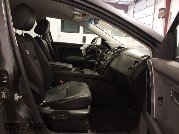 2014 Mazda CX-9 Touring with VIN JM3TB2CA3E0443636, listed as a IAAI auction lot 41324999 with 105,198 mi miles. Bid and sale history available at carsss.com. Image 5.