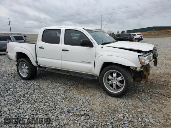 2009 Toyota Tacoma PreRunner with VIN 3TMJU62N89M076712, listed as a Copart auction lot 46138074 with 210,505 mi miles and Salvage Title. Bid and sale history available at carsss.com. Image 4.