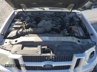 2001 Ford Explorer Sport z VIN 1FMYU70E61UC86910, wystawiony jako Copart lot #71248374 z przebiegiem 163 973 mil mil oraz Szkody całkowita. Historia ofert i sprzedaży dostępna na DreamBid. Obrazek 13.