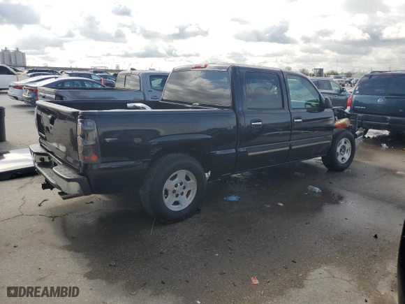 2006 Chevrolet Silverado 1500 LT1 with VIN 2GCEC13T361192679, listed as a Copart auction lot 46678595 with 204,718 mi miles and Salvage Title. Bid and sale history available at carsss.com. Image 3.