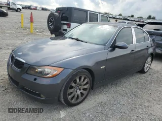 2007 BMW 3 Series 335i z VIN WBAVB73507P101280, wystawiony jako Copart lot #72637104 z przebiegiem 126 310 mil mil oraz Szkoda całkowita • Salvage title. Historia ofert i sprzedaży dostępna na DreamBid. Obrazek 1.