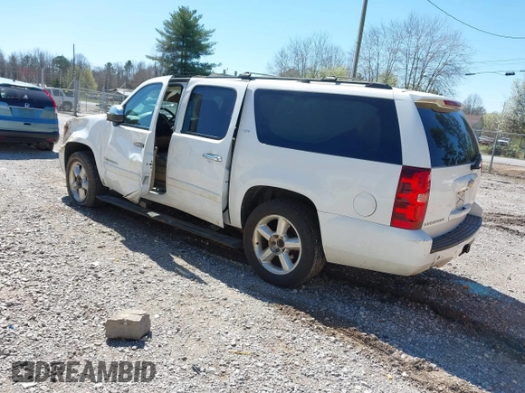 2008 Chevrolet Suburban LTZ with VIN 3GNFC16J08G157677, listed as a IAAI auction lot 41810860 with 267,526 mi miles and . Bid and sale history available at DreamBid. Image 3.