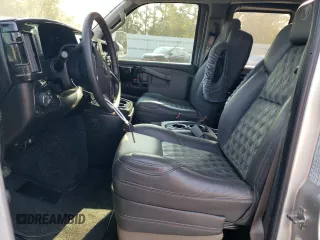 2022 GMC Savana Cargo Van with VIN 1GTW7BF72N1240075, listed as a Copart auction lot 76079194 with 38,922 mi miles and Clean Title. Bid and sale history available at carsss.com. Image 7.