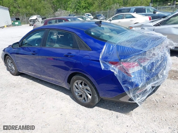2024 Hyundai Elantra SEL with VIN KMHLM4DG8RU648736, listed as a IAAI auction lot 42030212 with 37,561 mi miles. Bid and sale history available at carsss.com. Image 3.