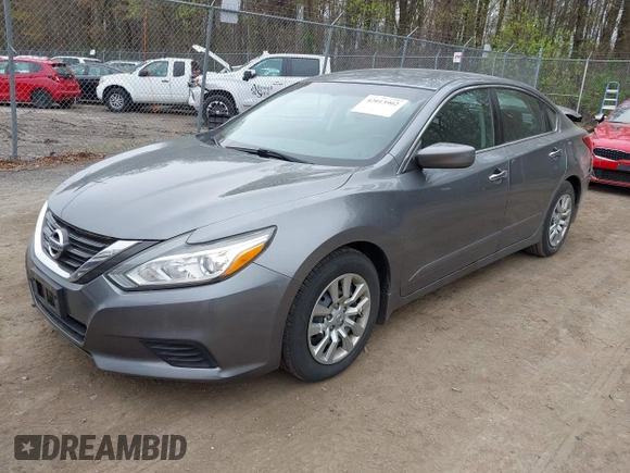 2016 Nissan Altima SR with VIN 1N4AL3AP5GC271627, listed as a IAAI auction lot 42013902 with 136,990 mi miles and . Bid and sale history available at carsss.com. Image 2.