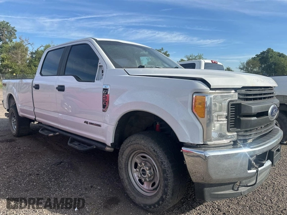 2017 Ford F-250 Lariat z VIN 1FT7W2BT0HEE35034, wystawiony jako IAAI lot #42866896 z przebiegiem 169 071 mil mil oraz . Historia ofert i sprzedaży dostępna na DreamBid. Obrazek 22.