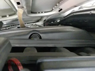 2004 BMW 3 Series 325i с VIN WBAAZ33414KP84920, выставлен на аукционе IAAI как лот 42056526 с пробегом 199 879 миль миль и . История ставок и продаж доступна на DreamBid. Изображение 19.