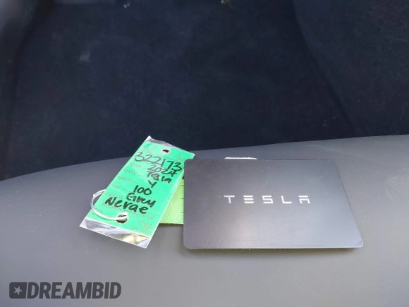 2024 Tesla Model Y Long Range with VIN 7SAYGDEE8RA293641, listed as a IAAI auction lot 41891018 with 7,341 mi miles and . Bid and sale history available at DreamBid. Image 11.