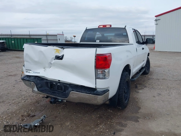 2013 Toyota Tundra z VIN 5TFRM5F19DX064236, wystawiony jako IAAI lot #41701170 z przebiegiem 147 312 mil mil oraz . Historia ofert i sprzedaży dostępna na DreamBid. Obrazek 4.