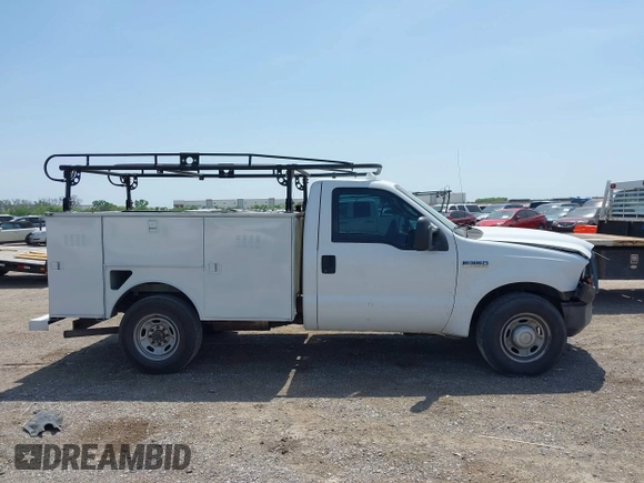2006 Ford F-350 с VIN 1FDSF30566EB51324, выставлен на аукционе IAAI как лот 42016661 с пробегом 120 257 миль миль и . История ставок и продаж доступна на DreamBid. Изображение 12.