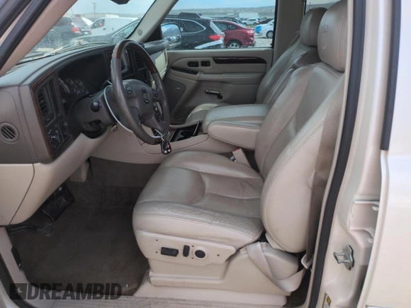 2005 Cadillac Escalade with VIN 1GYEK63N75R191326, listed as a Copart auction lot 52216355 with 177,330 mi miles and Salvage title. Bid and sale history available at DreamBid. Image 7.
