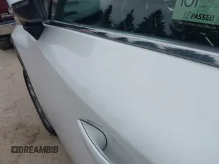 2017 Lexus NX 200t с VIN JTJBARBZXH2106281, выставлен на аукционе IAAI как лот 42457875 с пробегом 90 878 миль миль и . История ставок и продаж доступна на DreamBid. Изображение 18.