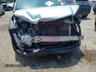 2019 Toyota Highlander SE with VIN 5TDJZRFH6KS614952, listed as a IAAI auction lot 42636713 with 65,471 mi miles and . Bid and sale history available at DreamBid. Image 6.