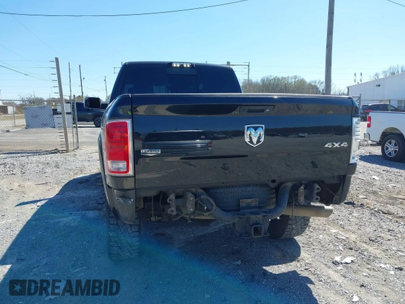 2018 Ram 2500 Laramie with VIN 3C6UR5NL5JG315081, listed as a IAAI auction lot 41858055 with 181,169 mi miles. Bid and sale history available at carsss.com. Image 16.
