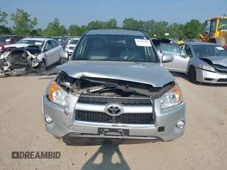 2012 Toyota RAV4 Limited z VIN JTMDF4DV7CD045172, wystawiony jako IAAI lot #42362169 z przebiegiem 140 567 mil mil oraz . Historia ofert i sprzedaży dostępna na DreamBid. Obrazek 12.