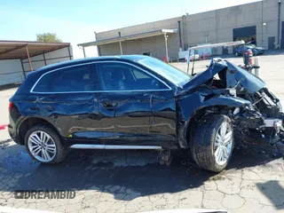 2018 Audi Q5 Prestige with VIN WA1CNAFY3J2078029, listed as a IAAI auction lot 41822564 with 80,690 mi miles. Bid and sale history available at carsss.com. Image 14.