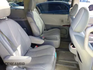 2012 Toyota Sienna XLE AAS with VIN 5TDYK3DC5CS268322, listed as a IAAI auction lot 41515422 with 218,201 mi miles and . Bid and sale history available at DreamBid. Image 8.