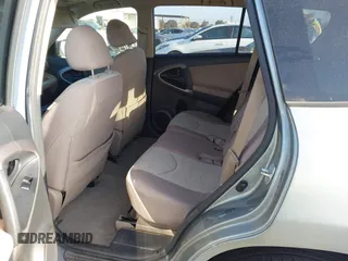 2008 Toyota RAV4 with VIN JTMZD33V386069231, listed as a IAAI auction lot 41939718 with 211,595 mi miles. Bid and sale history available at carsss.com. Image 8.