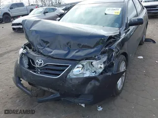 2011 Toyota Camry LE with VIN 4T1BK3EK9BU119560, listed as a IAAI auction lot 41720635 with 199,176 mi miles. Bid and sale history available at carsss.com. Image 6.