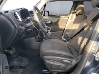 2021 Jeep Renegade Latitude z VIN ZACNJCBB3MPN13260, wystawiony jako Copart lot #43588315 z przebiegiem 47 494 mil mil oraz Szkoda całkowita • Salvage title. Historia ofert i sprzedaży dostępna na DreamBid. Obrazek 7.