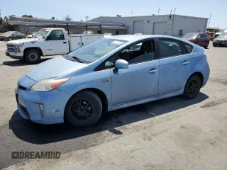 2013 Toyota Prius z VIN JTDKN3DP6D3035861, wystawiony jako Copart lot #59164795 z przebiegiem 301 809 mil mil oraz Czysty tytuł • Clean title. Historia ofert i sprzedaży dostępna na DreamBid. Obrazek 1.