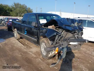 1999 Chevrolet Silverado 1500 LS with VIN 2GCEC19W1X1163328, listed as a IAAI auction lot 41196280 with 342,184 mi miles. Bid and sale history available at carsss.com. Image 1.