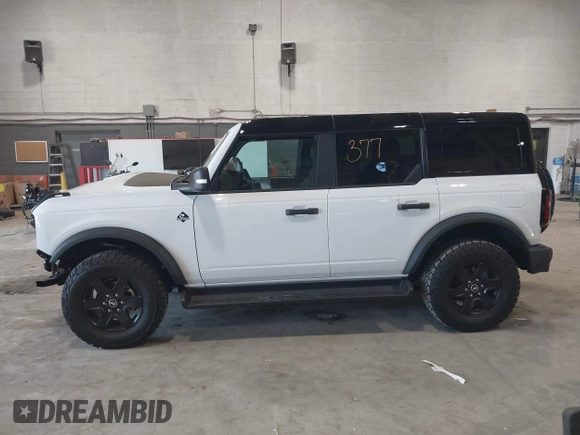 2025 Ford Bronco Outer Banks с VIN 1FMEE8BPXSLA68836, выставлен на аукционе IAAI как лот 42518156 с пробегом 287 миль миль и . История ставок и продаж доступна на DreamBid. Изображение 15.