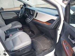 2016 Toyota Sienna XLE with VIN 5TDYK3DC5GS700459, listed as a IAAI auction lot 41905607 with Not provided miles and . Bid and sale history available at DreamBid. Image 5.