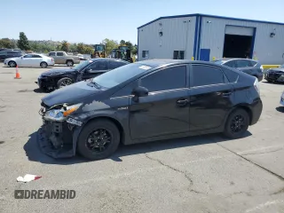 2015 Toyota Prius Four z VIN JTDKN3DUXF1910105, wystawiony jako Copart lot #59925595 z przebiegiem 330 004 mil mil oraz Szkoda całkowita • Salvage title. Historia ofert i sprzedaży dostępna na DreamBid. Obrazek 1.