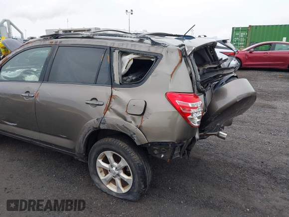 2009 Toyota RAV4 Ltd with VIN JTMBK31V795071999, listed as a IAAI auction lot 41953275 with 120,452 mi miles. Bid and sale history available at carsss.com. Image 18.