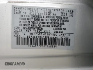 2021 Nissan Sentra SV z VIN 3N1AB8CV8MY262254, wystawiony jako Copart lot #55778955 z przebiegiem 64 453 mil mil oraz Szkoda całkowita • Salvage title. Historia ofert i sprzedaży dostępna na DreamBid. Obrazek 12.