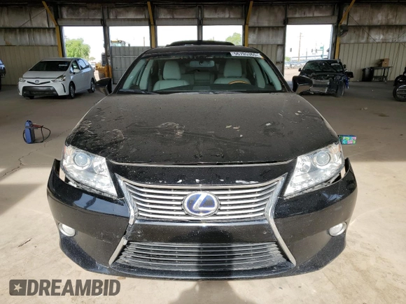 2013 Lexus ES 300h z VIN JTHBW1GG0D2015445, wystawiony jako Copart lot #56705365 z przebiegiem 118 446 mil mil oraz Szkoda całkowita • Salvage title. Historia ofert i sprzedaży dostępna na DreamBid. Obrazek 5.