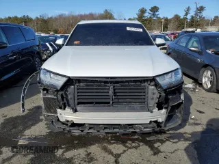 2018 Audi Q7 Premium Plus with VIN WA1LAAF72JD008450, listed as a Copart auction lot 45215335 with 0 mi miles and Salvage Title. Bid and sale history available at carsss.com. Image 5.
