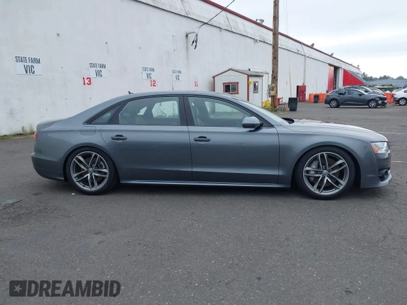 2017 Audi A8 с VIN WAU44AFD2HN018615, выставлен на аукционе IAAI как лот 42807685 с пробегом 24 792 миль миль и . История ставок и продаж доступна на DreamBid. Изображение 13.