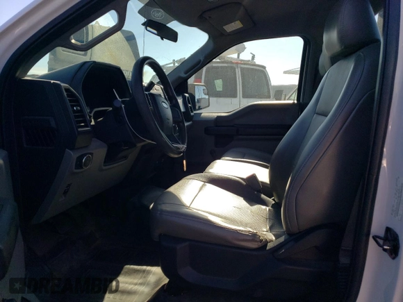 2017 Ford F-150 XL с VIN 1FTMF1CP2HKC74671, выставлен на аукционе Copart как лот 71832524 с пробегом 58 902 миль миль и Списание • Salvage title. История ставок и продаж доступна на DreamBid. Изображение 7.