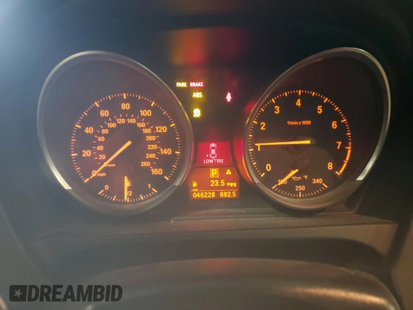 2009 BMW Z4 sDrive30i with VIN WBALM53559E160782, listed as a Copart auction lot 84019154 with 46,228 mi miles and Salvage Title. Bid and sale history available at carsss.com. Image 9.