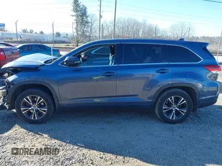 2018 Toyota Highlander LE with VIN 5TDBZRFH2JS818635, listed as a IAAI auction lot 41363485 with 120,948 mi miles and . Bid and sale history available at DreamBid. Image 15.