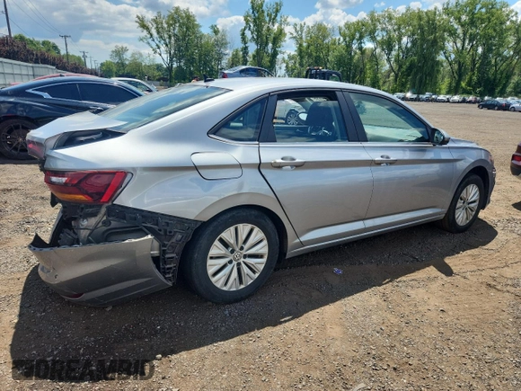 2019 Volkswagen Jetta S с VIN 3VWC57BU4KM227938, выставлен на аукционе Copart как лот 65892235 с пробегом 107 620 миль миль и Списание • Salvage title. История ставок и продаж доступна на DreamBid. Изображение 3.