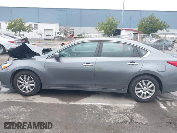 2016 Nissan Altima S with VIN 1N4AL3AP0GN329616, listed as a IAAI auction lot 41795725 with Not Provided miles and . Bid and sale history available at carsss.com. Image 14.