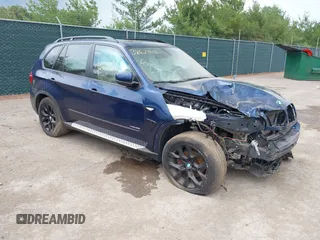 2012 BMW X5 35i с VIN 5UXZV4C55CL752835, выставлен на аукционе IAAI как лот 38629808 с пробегом 125 000 миль миль и . История ставок и продаж доступна на DreamBid. Изображение 1.