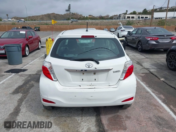2013 Toyota Yaris L with VIN JTDJTUD31DD554542, listed as a IAAI auction lot 41795456 with 1 mi miles. Bid and sale history available at carsss.com. Image 15.