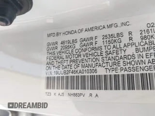 2019 Acura TLX w/Technology Pkg with VIN 19UUB2F46KA010306, listed as a IAAI auction lot 41650720 with 163,828 mi miles. Bid and sale history available at carsss.com. Image 9.
