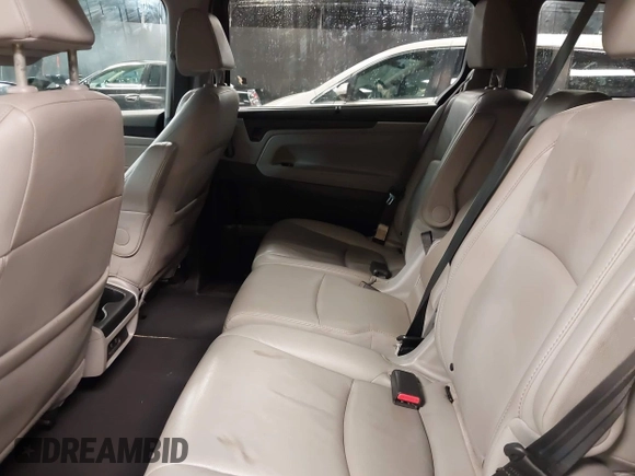 2019 Honda Odyssey EX-L z VIN 5FNRL6H71KB083154, wystawiony jako IAAI lot #42187213 z przebiegiem 77 179 mil mil oraz . Historia ofert i sprzedaży dostępna na DreamBid. Obrazek 8.